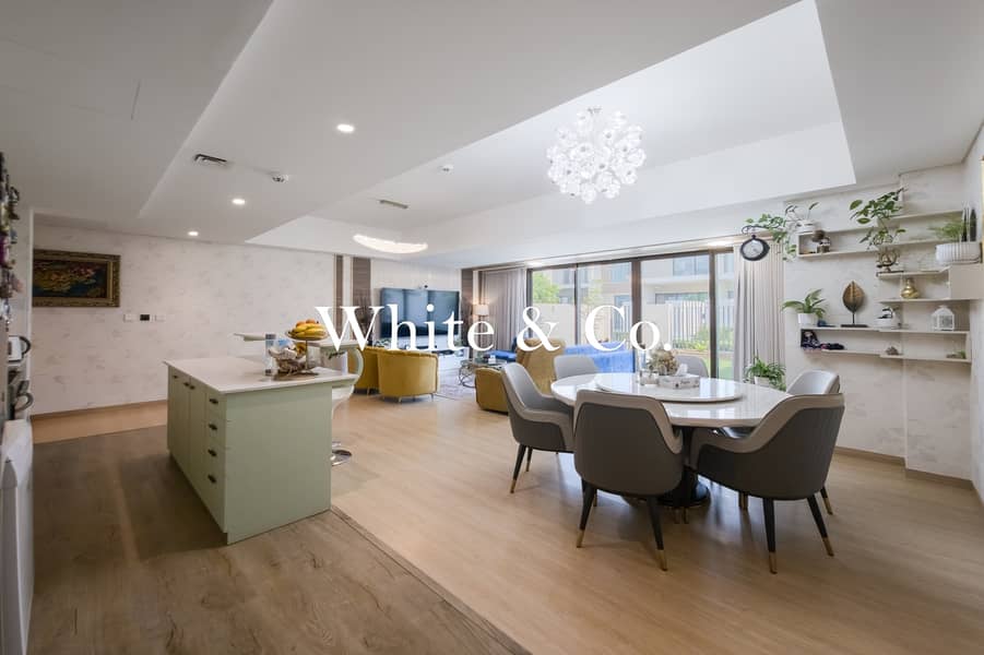 Extended Mid Kitchen | Near Golden Beach Extended Mid Kitchen | Near Golden Beach