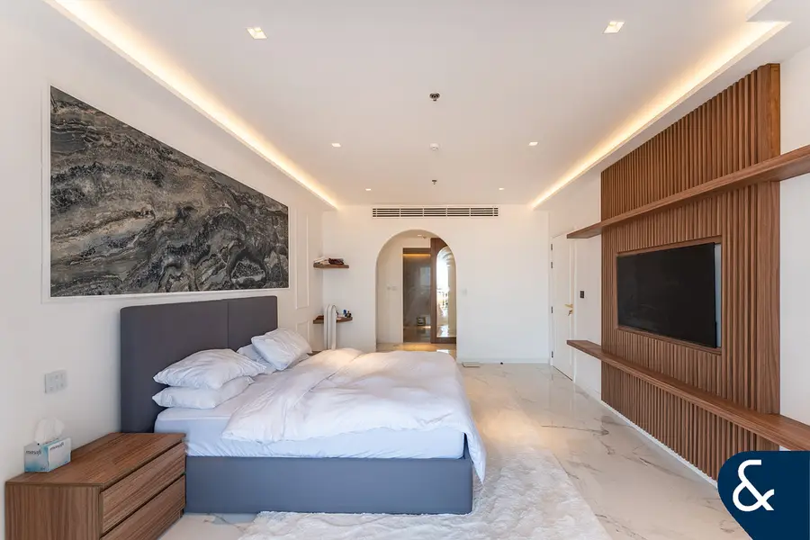 Fully Upgraded | Sea Views | Large Balcony