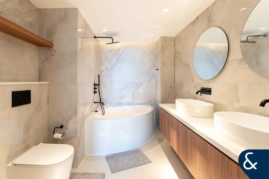 Fully Upgraded | Sea Views | Large Balcony