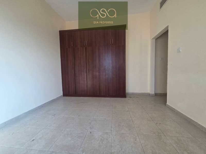10 1000353509. jpg