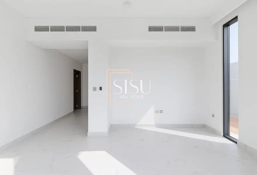 Pool Facing | Serious Seller | Exclusive | Vacant