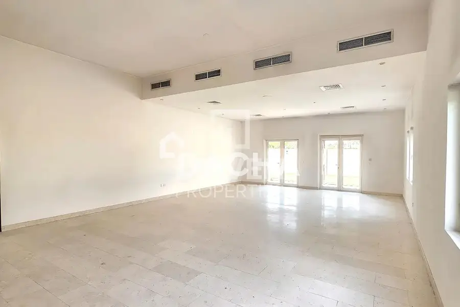 5 Bedroom | Mazaya C1 in Centro