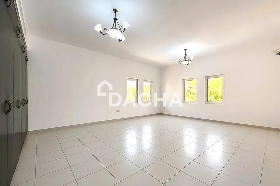 5 Bedroom | Mazaya C1 in Centro