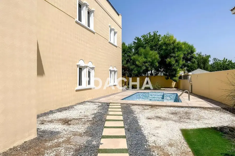 5 Bedroom | Mazaya C1 in Centro