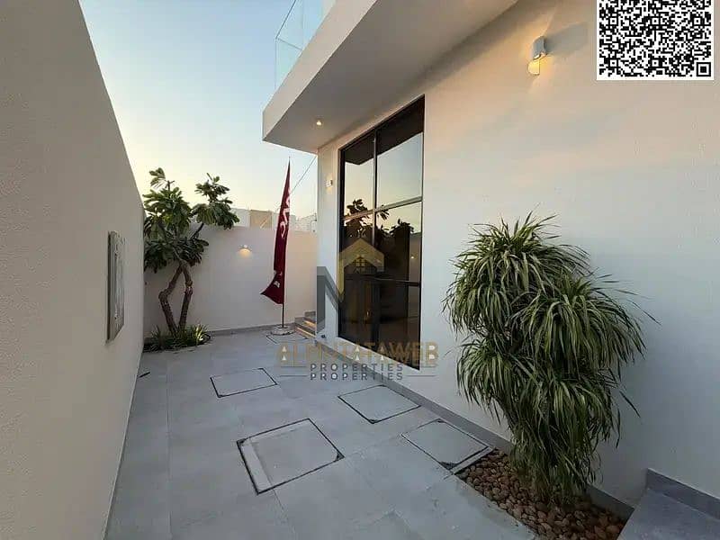 4 batch_876591471-800x600. webp