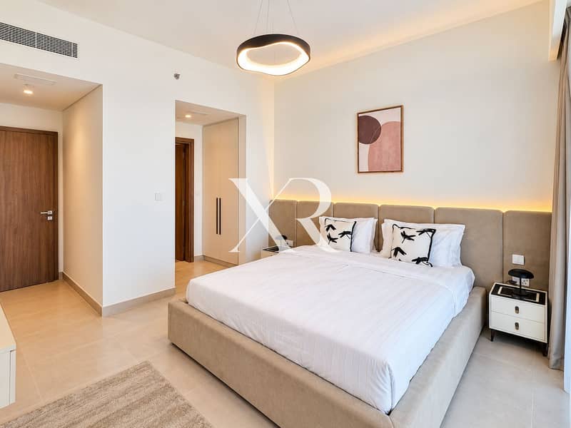 9 Minimalist Bedroom with Warm Lighting. png