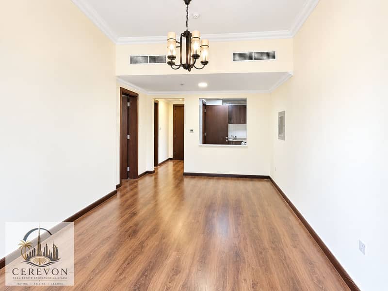 2 Bright Empty Modern Apartment Interior. png