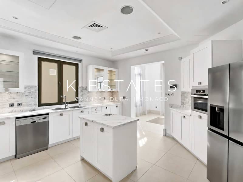 15 Kitchen 1. jpg