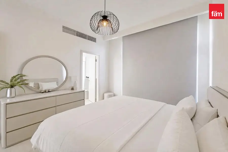 Corner| Big Plot| Spacious| Closed Kitchen