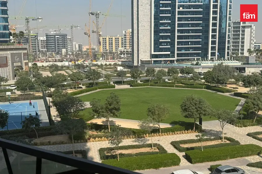 Corner Unit | Brand New | Near To Park