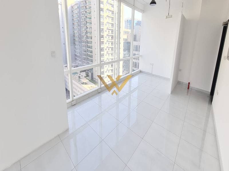 Corner Office | Vacant | Tamani Arts