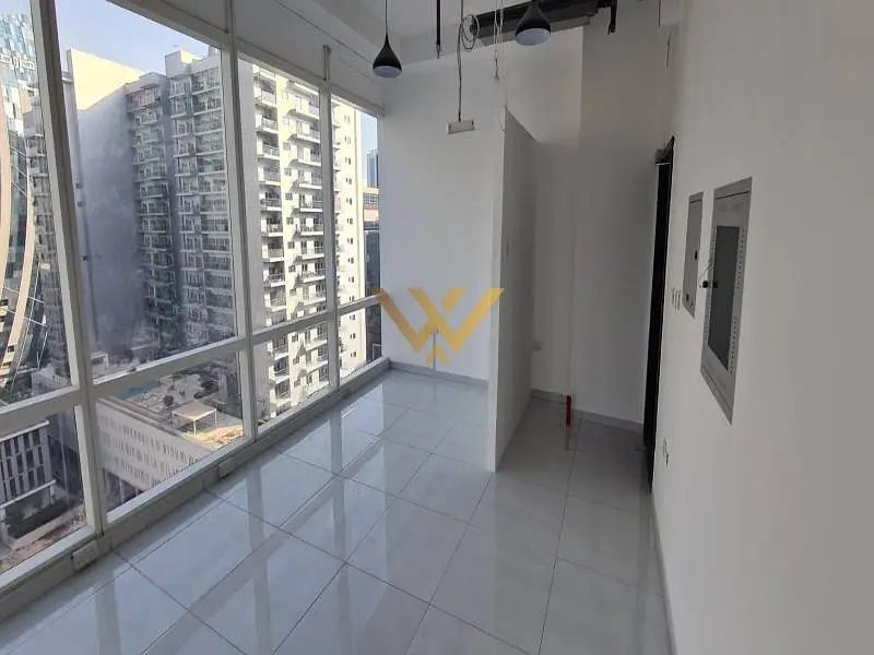 Corner Office | Vacant | Tamani Arts