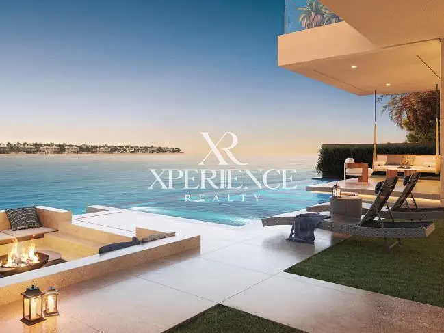 Beachfront 6BR Villa | Frond F Palm Jebel Ali | Private Pool & Sea View