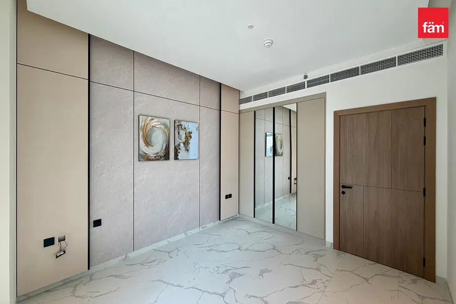 Upgraded | Brand New | Vacant | Luxury Finishes