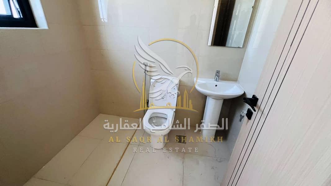 12 غرفة-وصالة-للا-يجار-1-غرف-الرفاعة-الشارقة-صورة-العقار-re-001-12. jpg