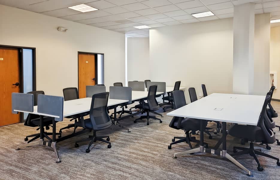 Regus_AZ, Flagstaff - W University Ave_USA_Centre 6559_Coworking 1. jpg Regus_AZ, Flagstaff - W University Ave_USA_Centre 6559_Coworking 1. jpg