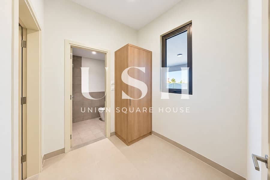 11 Modern Hallway with Bathroom View. jpg
