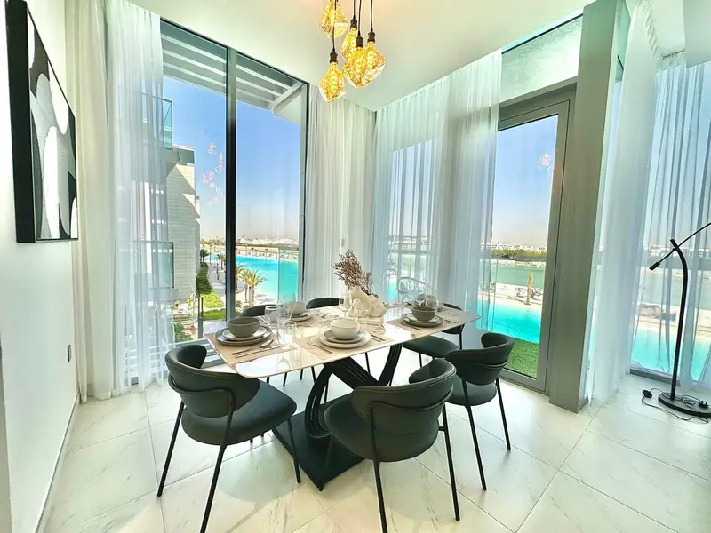DESIGNER FURNISHED | UPGRADED | 2 BED + MAID-STORE