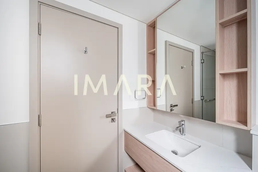 Stop Scrolling | Rare Unit | Stunning Lakes View
