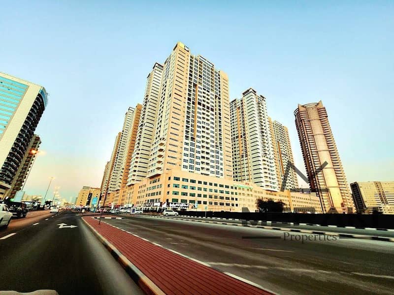 22 Ajman-One-Towers-05 (1). jpg