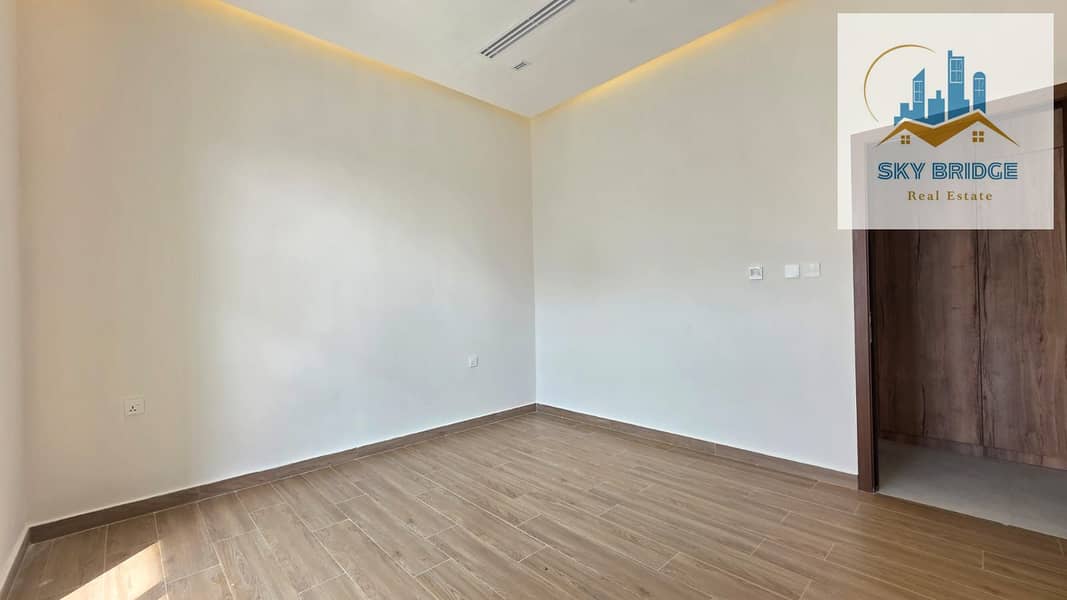 9 0fc10859-5235-4071-ae98-69576cdeef94. jpg