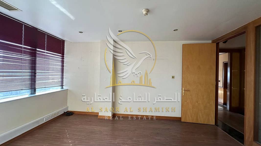 13 مكتب-للا-يجار-3-غرف-المجاز-1-الشارقة-صورة-العقار-re-001-08. jpg