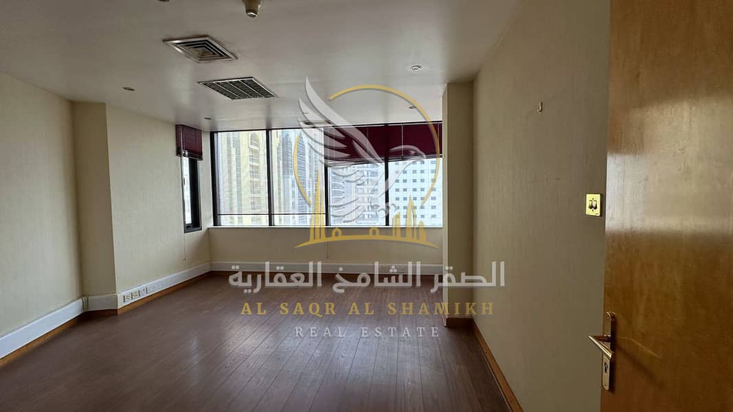 17 مكتب-للا-يجار-3-غرف-المجاز-1-الشارقة-صورة-العقار-re-001-17. jpg