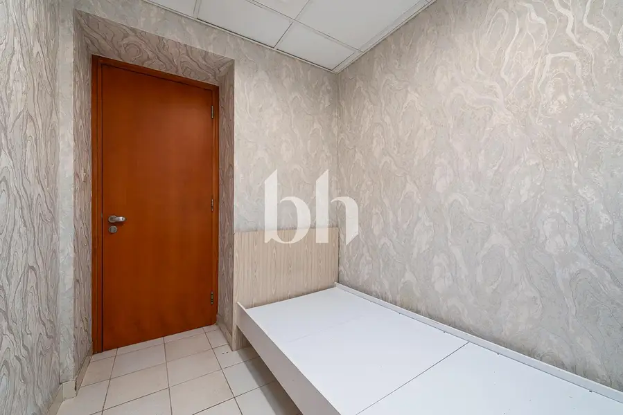 High Floor | Furnished | Maids Room | 3 Parkings.