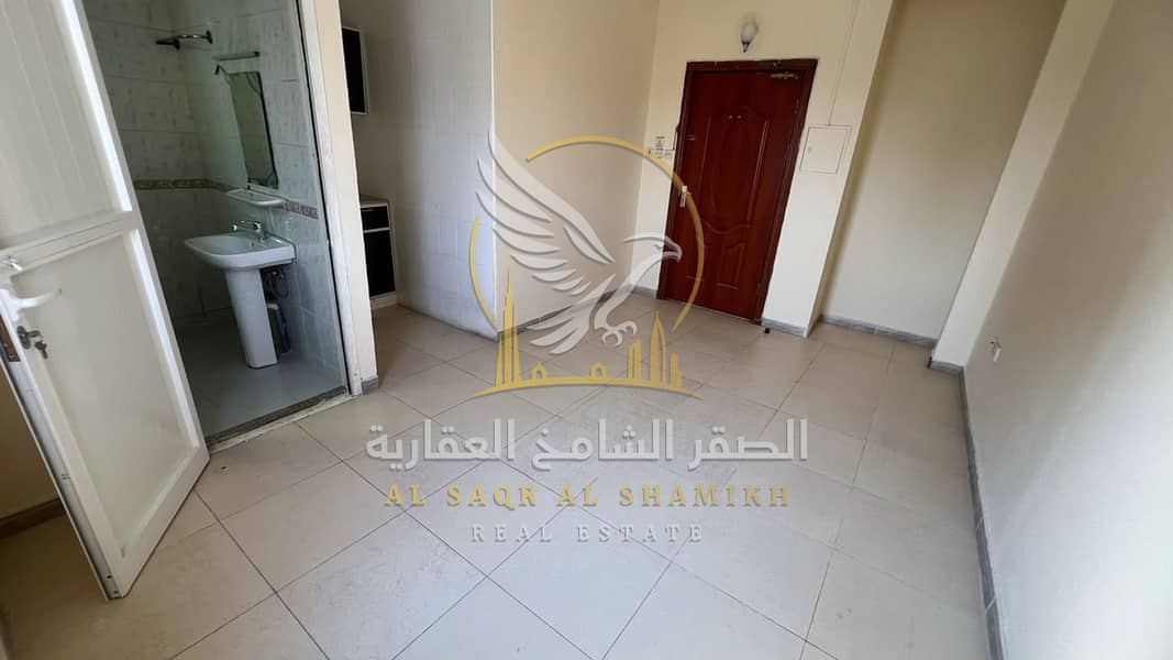 7 استوديو-للا-يجار-0-غرف-النباعة-الشارقة-صورة-العقار-re-001-07. jpg