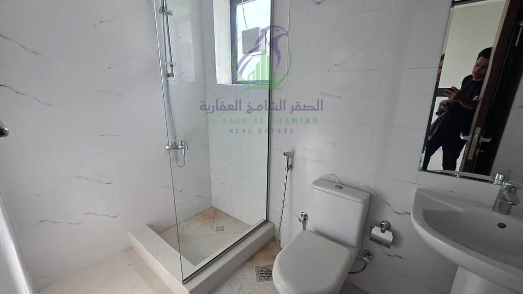 10 apartment-for-rent-2-bedroom-almmzr-alsharqh-bathroom-03. jpg