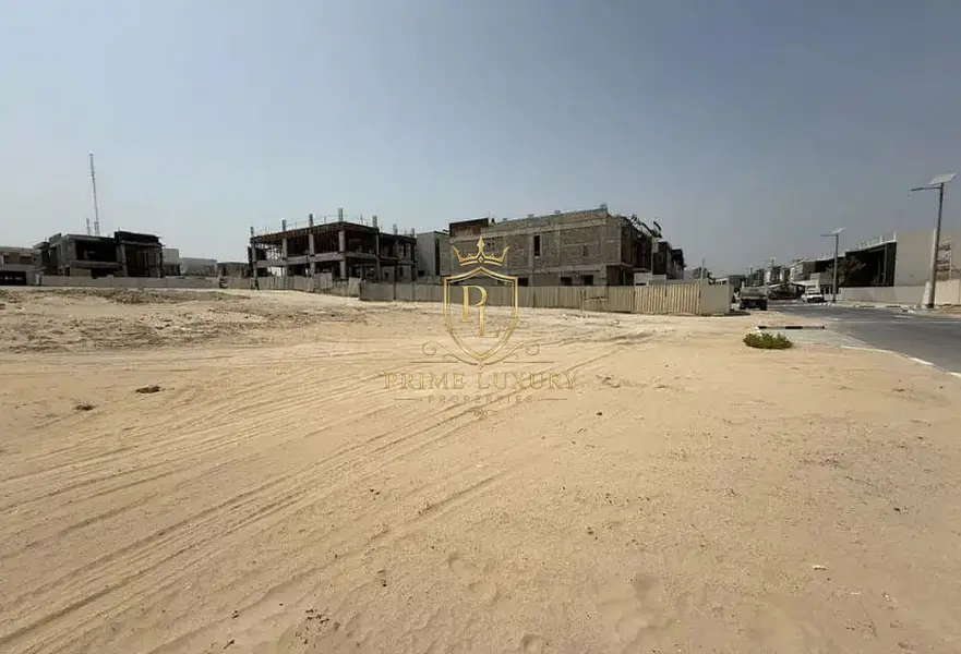 Single Row-Developed Surroundings-Motivated Seller