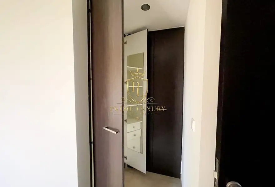 Selling at OP | Spacious | Exclusive | Rented