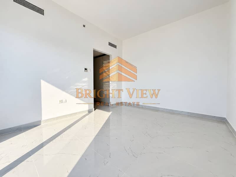 23 Bright, natural apartment interior-5. png