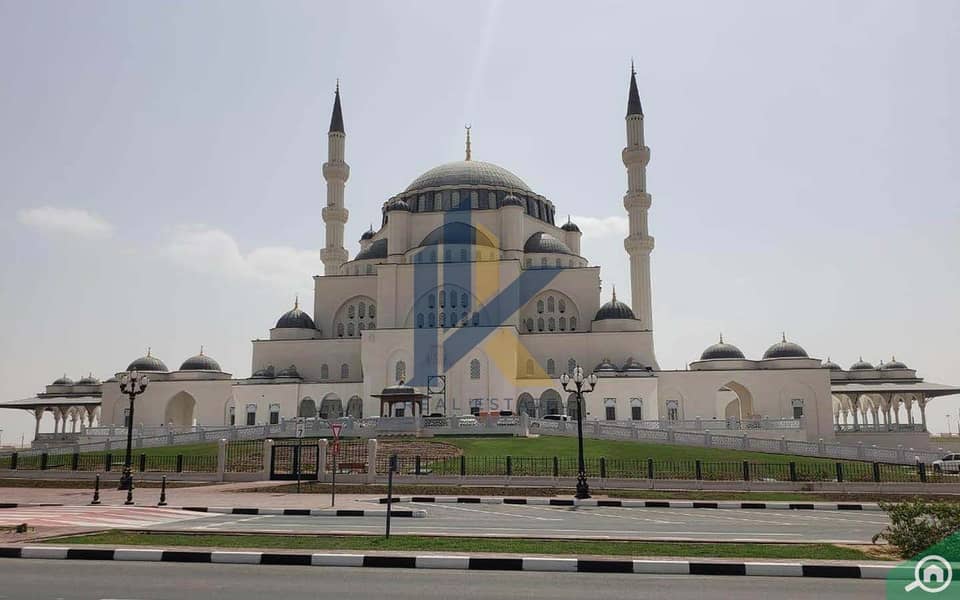 7 Al_Tayy_Sharjah_Mosque_91520_77c182a753. jpg