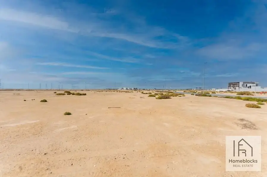 CORNER PLOT | PRIME LOCATION | CLOSE TO SHEIKH ZAYED ROAD