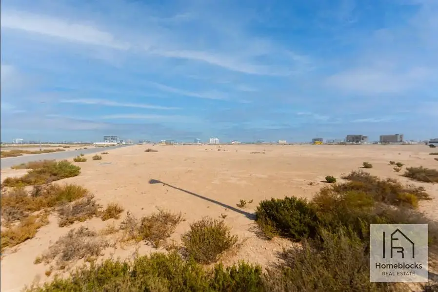 CORNER PLOT | PRIME LOCATION | CLOSE TO SHEIKH ZAYED ROAD