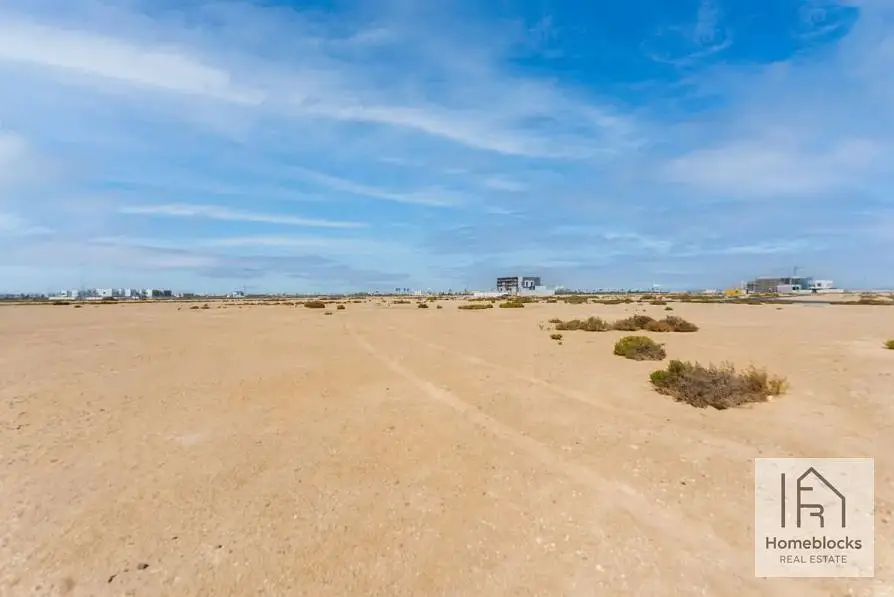 CORNER PLOT | PRIME LOCATION | CLOSE TO SHEIKH ZAYED ROAD
