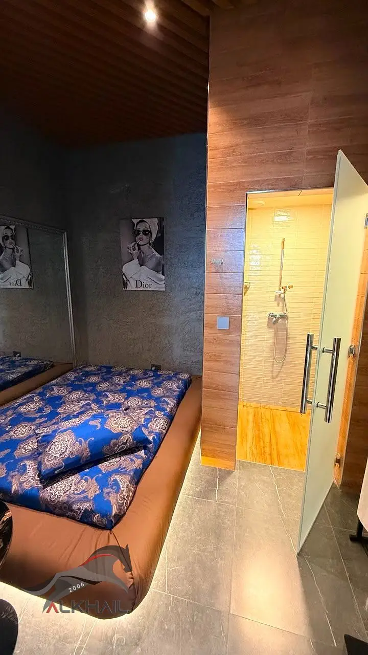Furnished SPA | Tenanted | Street-Facing Frontage