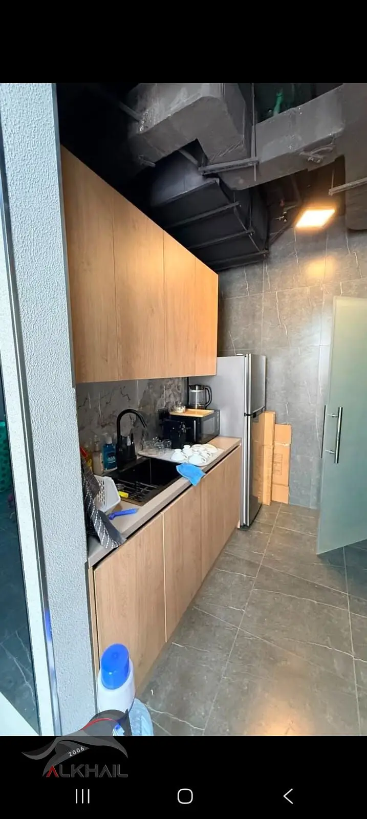 Furnished SPA | Tenanted | Street-Facing Frontage