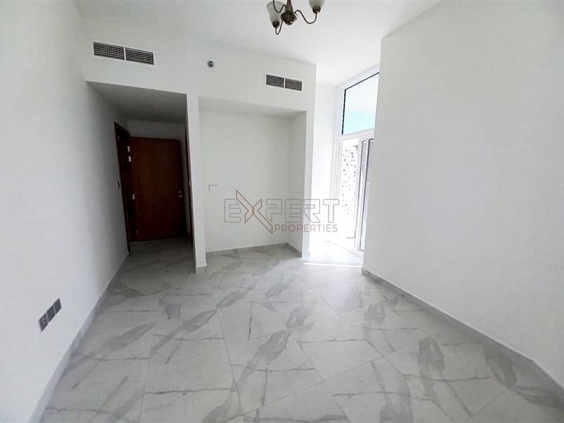 9 Image 9