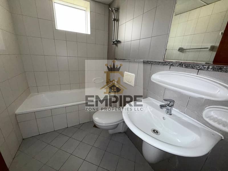 16 d667f839-42ea-4d24-adae-016648080ab4. jpg