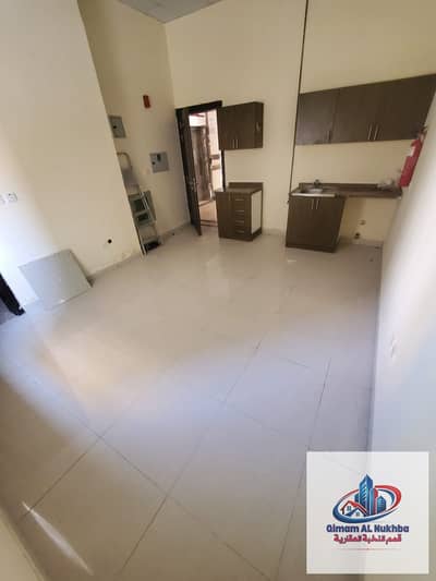 Studio for Rent in Al Qulayaah, Sharjah - WhatsApp Image 2026-10-28 at 12.19. 20 PM (1). jpeg