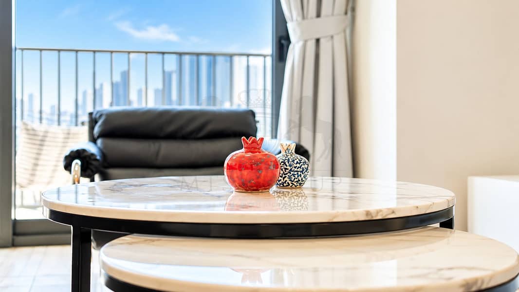 12 Marble Tables with Ceramic Pomegranates. png