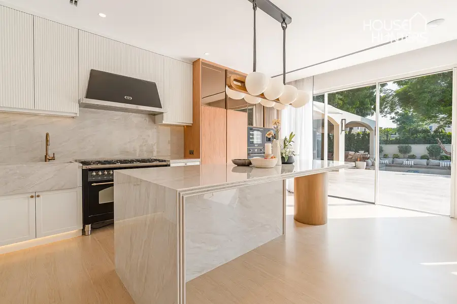 Exceptional Home | Private Pool | Park Backing