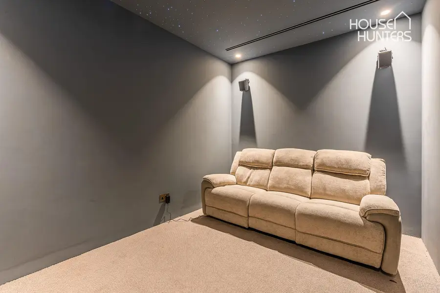 Exceptional Home | Private Pool | Park Backing
