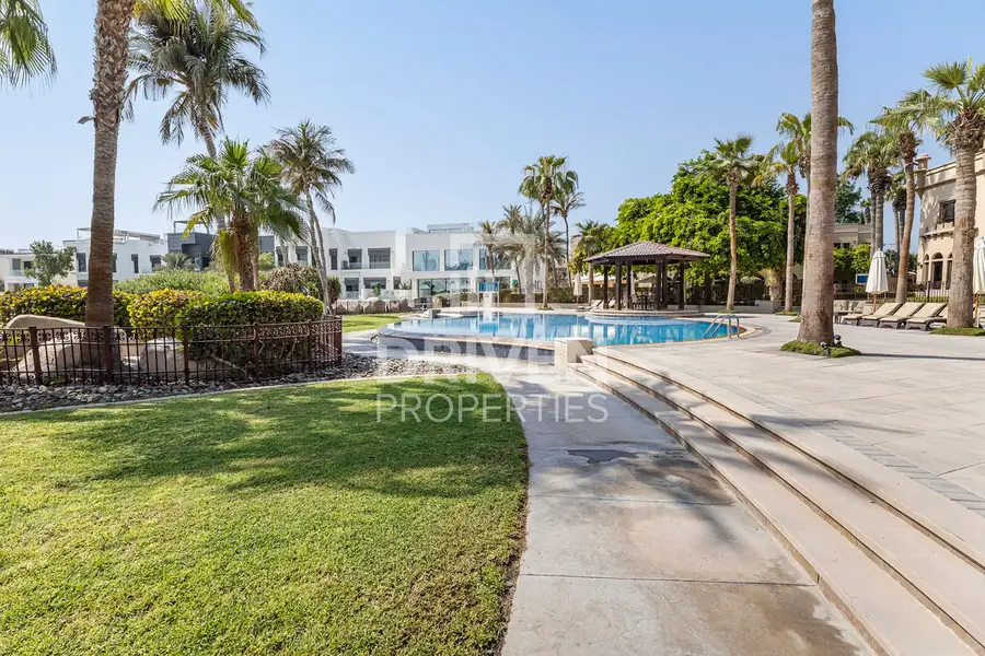 Luxury Villa at Canal Cove | Iconic Palm Lifestyle