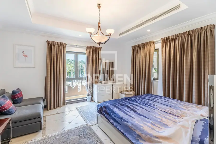 Luxury Villa at Canal Cove | Iconic Palm Lifestyle