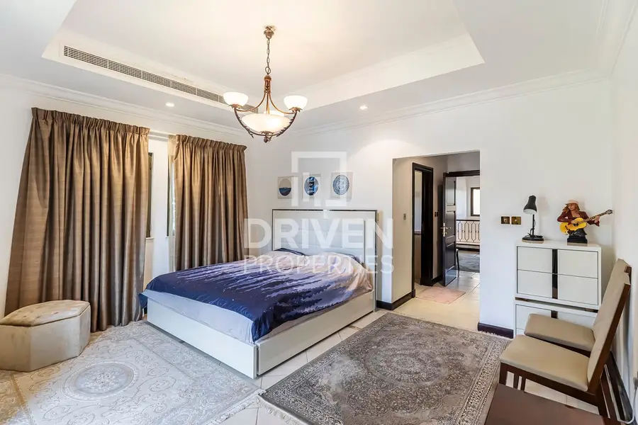 Luxury Villa at Canal Cove | Iconic Palm Lifestyle