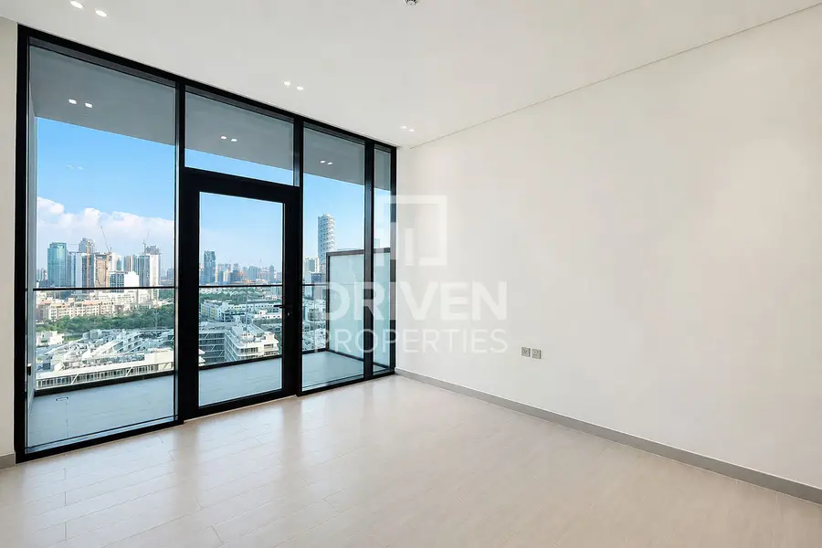 High Floor | Brand New | Modern Finishing