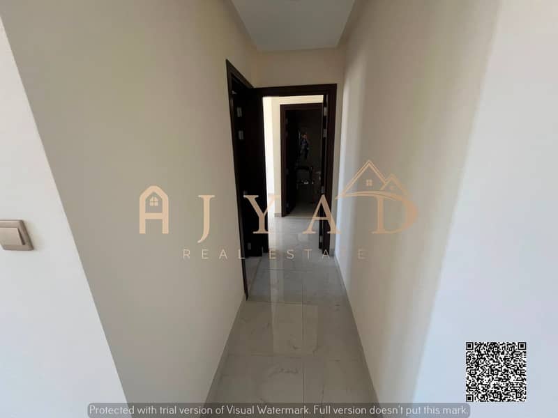 2 6edfa998-637b-4057-8937-0ba550f69c57. jpg